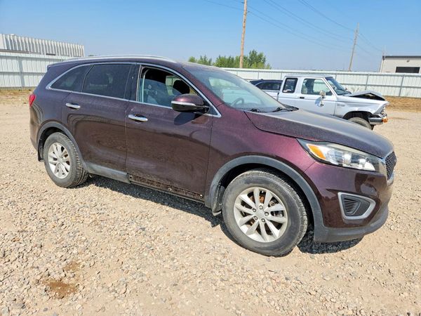 2016 KIA SORENTO L / LX
