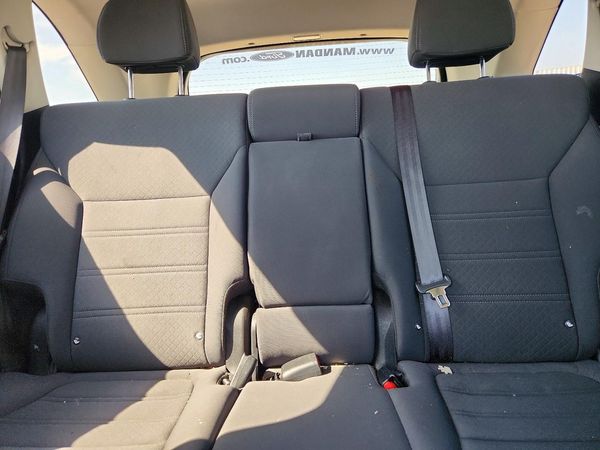 2016 KIA SORENTO L / LX