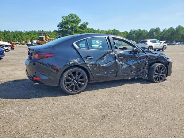 2026 MAZDA 3