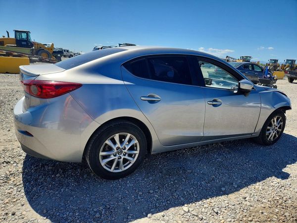 2014 MAZDA 3
