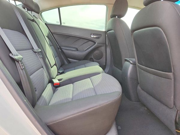 2016 KIA FORTE LX