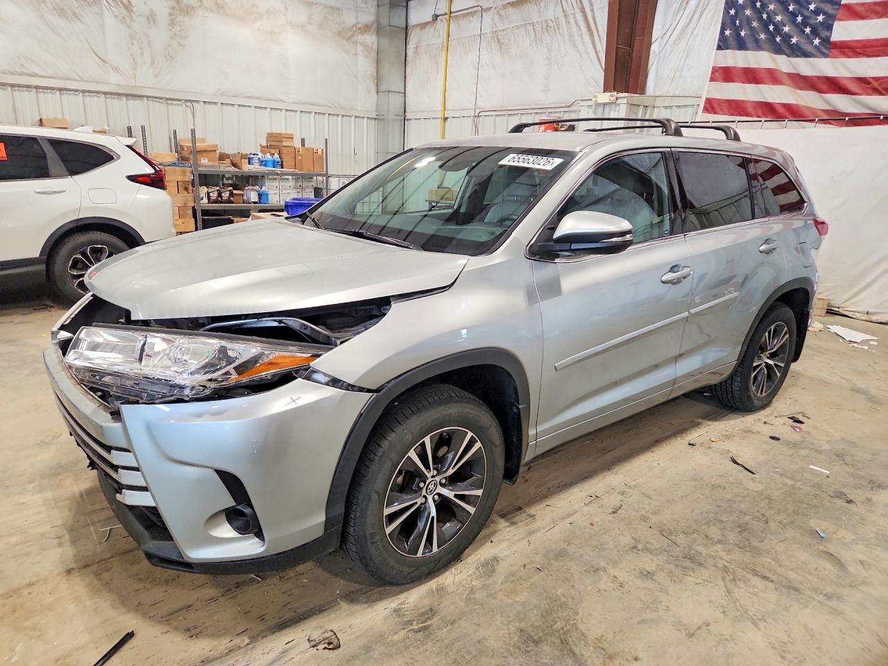 2018 TOYOTA HIGHLANDER LE/LE Plus