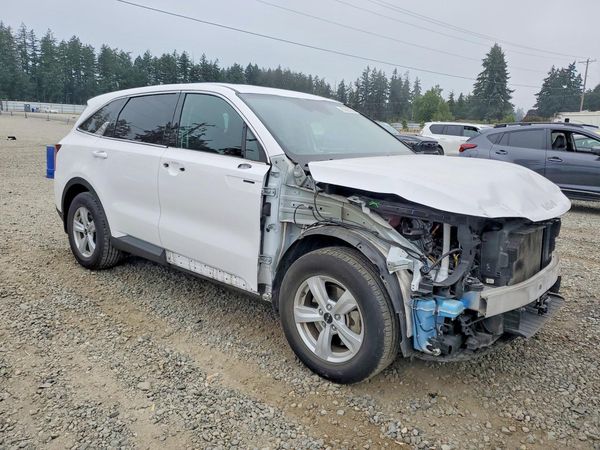 2024 KIA SORENTO LX