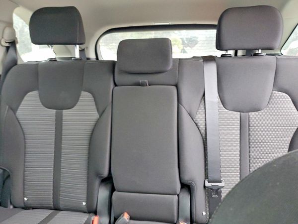 2024 KIA SORENTO LX