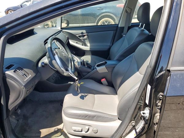 2015 TOYOTA PRIUS