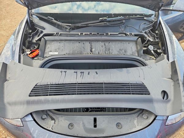 2023 TESLA MODEL Y — Engine bay