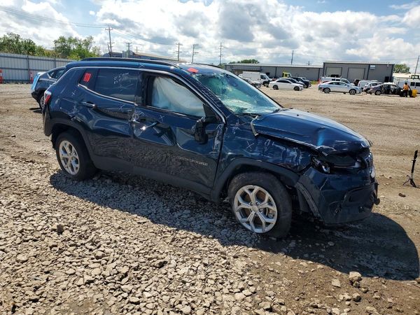 2024 JEEP COMPASS North, Latitude — Passenger 3/4