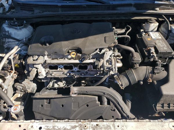 2019 TOYOTA CAMRY L/LE/SE/XLE — Engine bay
