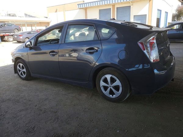 2015 TOYOTA PRIUS