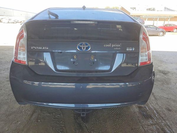2015 TOYOTA PRIUS