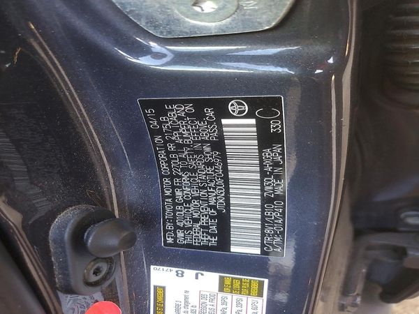 2015 TOYOTA PRIUS