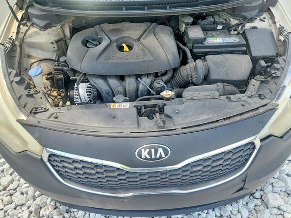 2015 KIA FORTE GL(Middle-low grade)