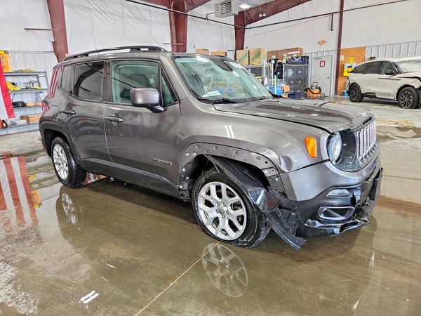 2016 JEEP RENEGADE — Passenger 3/4