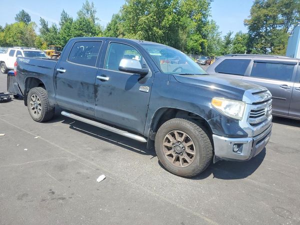 2016 TOYOTA TUNDRA