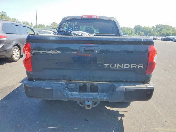 2016 TOYOTA TUNDRA