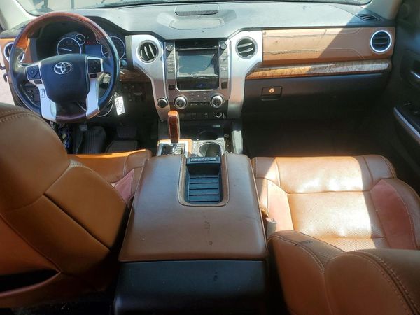 2016 TOYOTA TUNDRA