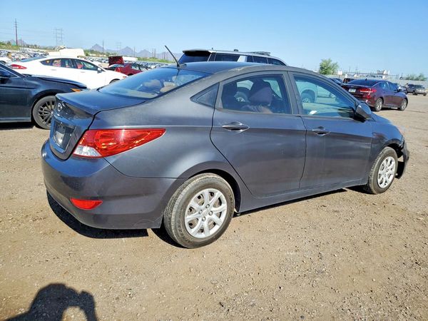 2012 HYUNDAI ACCENT
