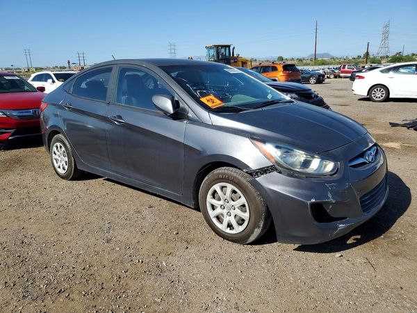 2012 HYUNDAI ACCENT