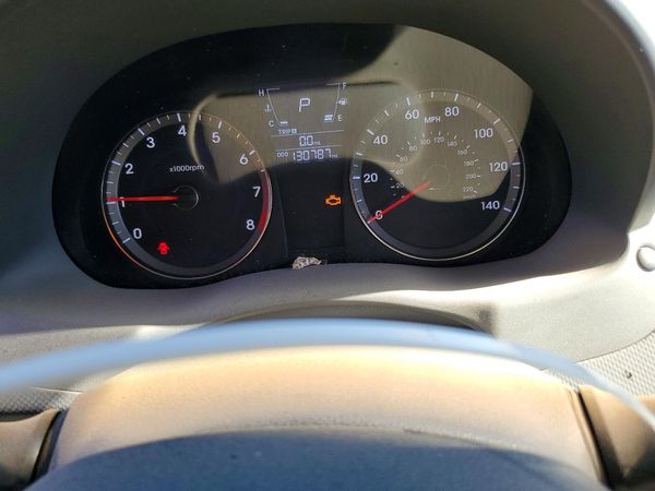 2012 HYUNDAI ACCENT