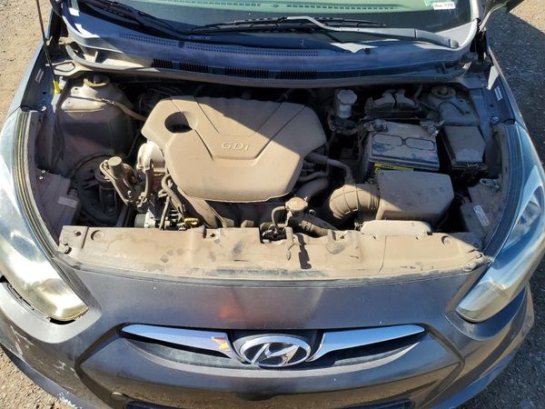 2012 HYUNDAI ACCENT