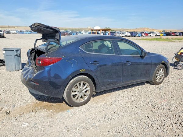 2018 MAZDA 3 Sport