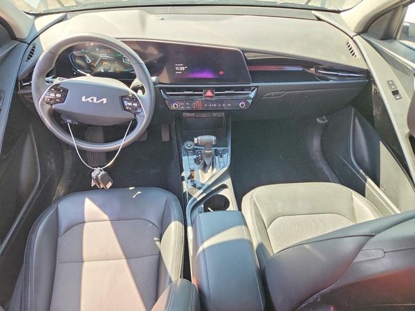 2024 KIA NIRO EX