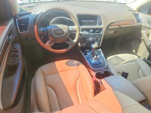 2013 AUDI Q5 Premium Hybrid