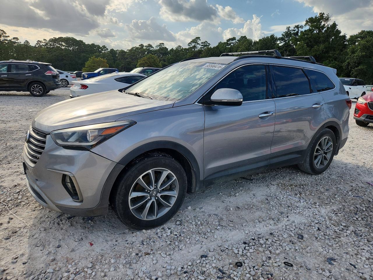 2018 HYUNDAI SANTA FE SE Premium pkg