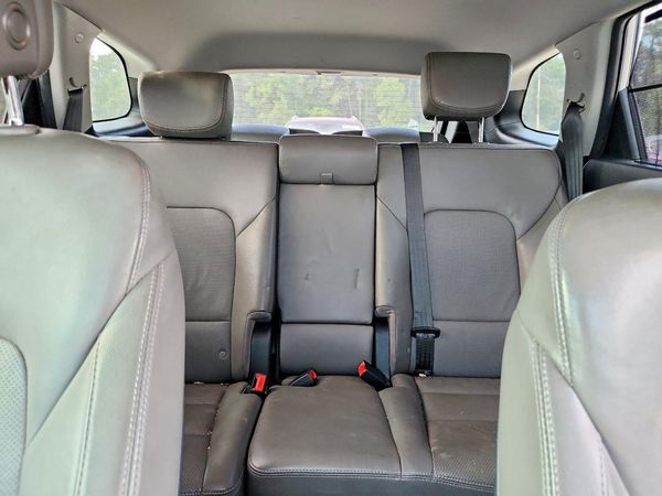2018 HYUNDAI SANTA FE SE Premium pkg
