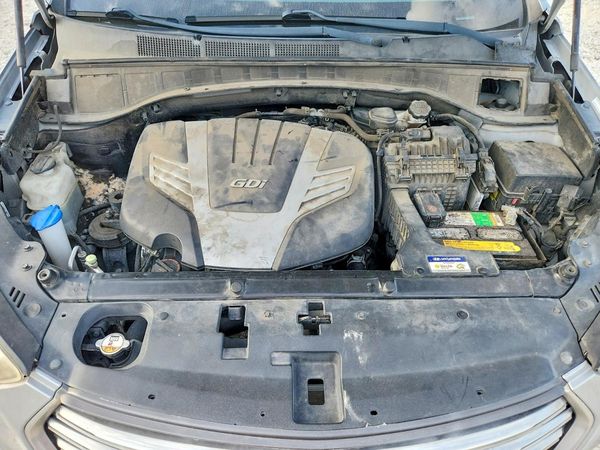 2018 HYUNDAI SANTA FE SE Premium pkg