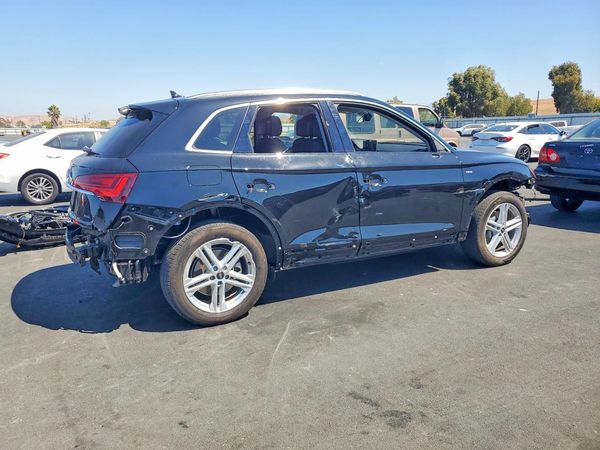 2024 AUDI Q5 E