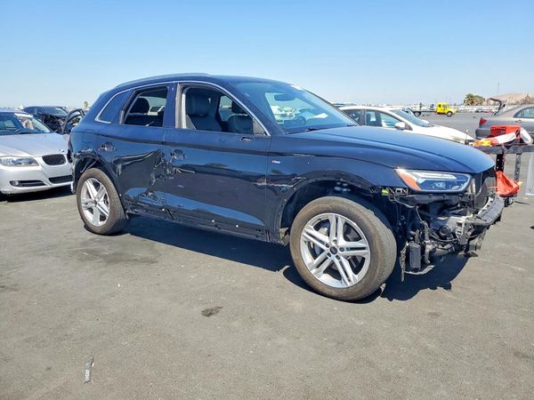 2024 AUDI Q5 E