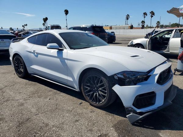 2022 FORD MUSTANG I4 Coupe