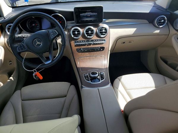 2019 MERCEDES-BENZ GLC GLC 300-4M