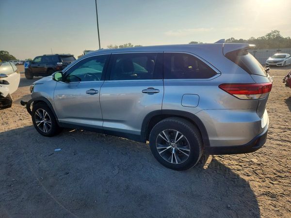 2019 TOYOTA HIGHLANDER LE/LE Plus