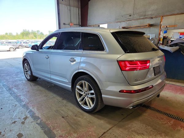2018 AUDI Q7 quattro Prestige