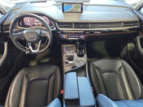 2018 AUDI Q7 quattro Prestige