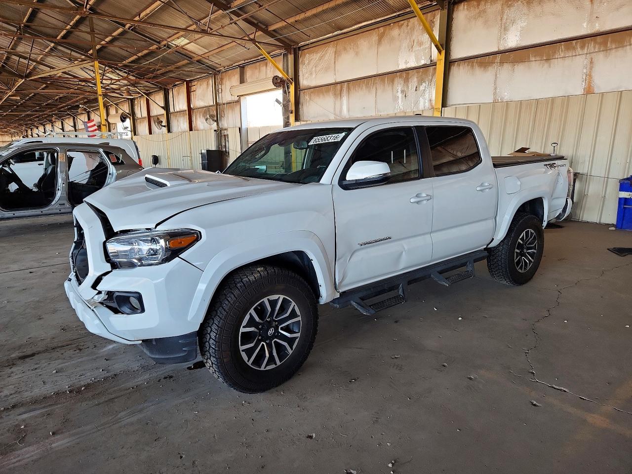 2022 TOYOTA TACOMA SR5