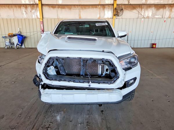 2022 TOYOTA TACOMA SR5