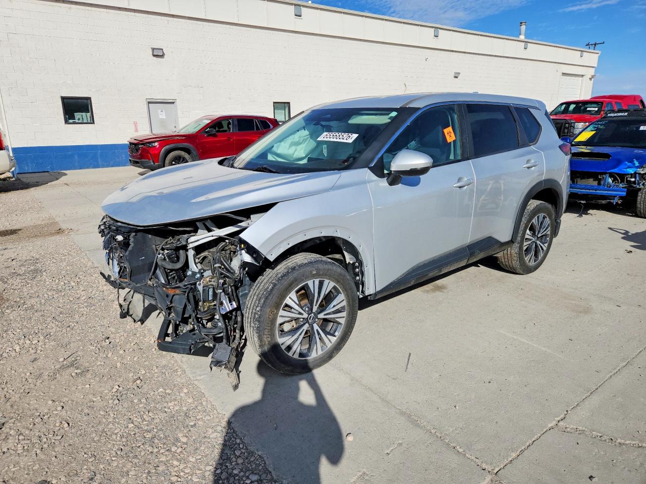 2023 NISSAN ROGUE SV — Front 3/4