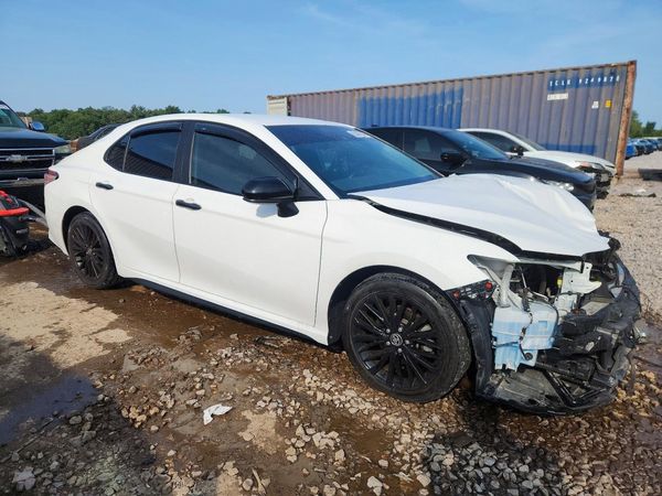 2020 TOYOTA CAMRY