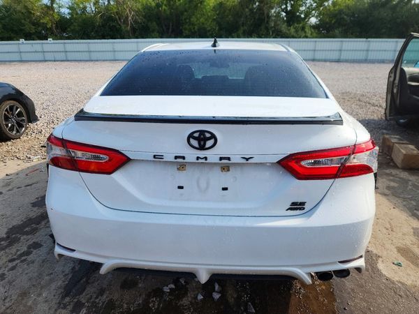 2020 TOYOTA CAMRY