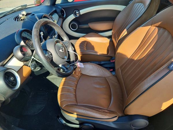 2015 MINI COOPER
