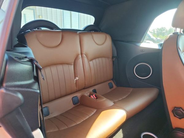 2015 MINI COOPER