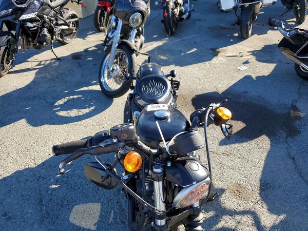 2017 HARLEY-DAVIDSON XL