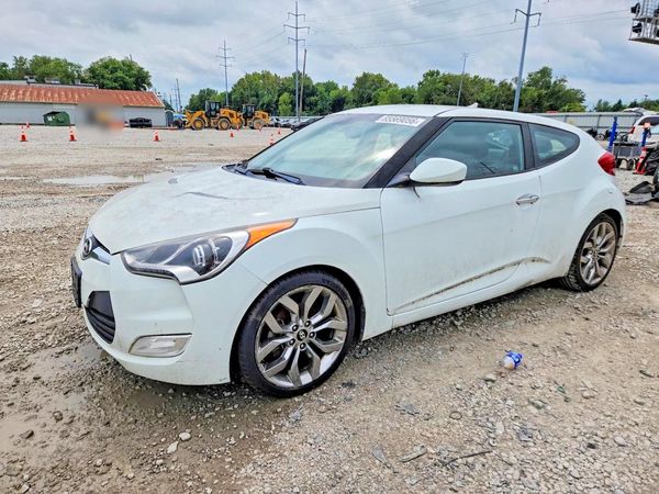 2014 HYUNDAI VELOSTER — Front 3/4