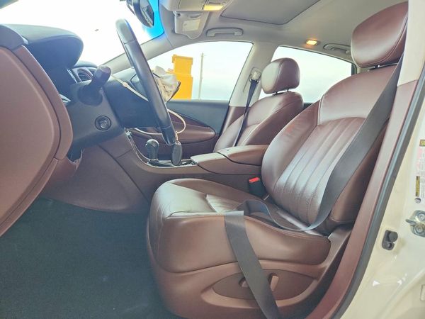 2017 INFINITI QX50