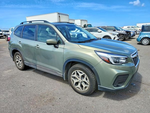 2021 SUBARU FORESTER Premium