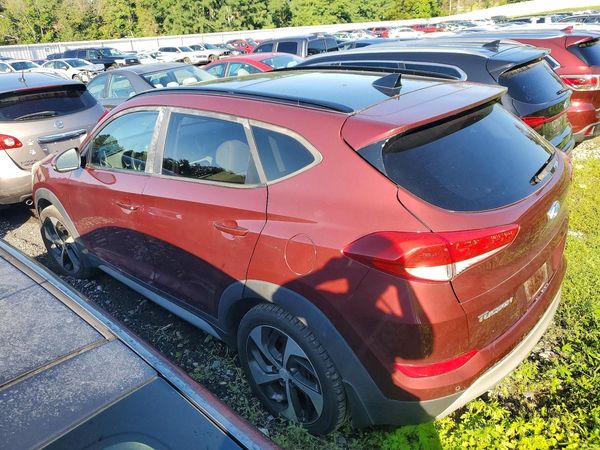 2018 HYUNDAI TUCSON