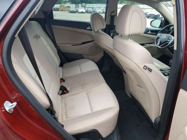 2018 HYUNDAI TUCSON